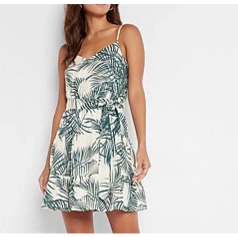 Express Women's Small Palm Print Eyelet Tie Waist Tiered Dress Tropical Leaf